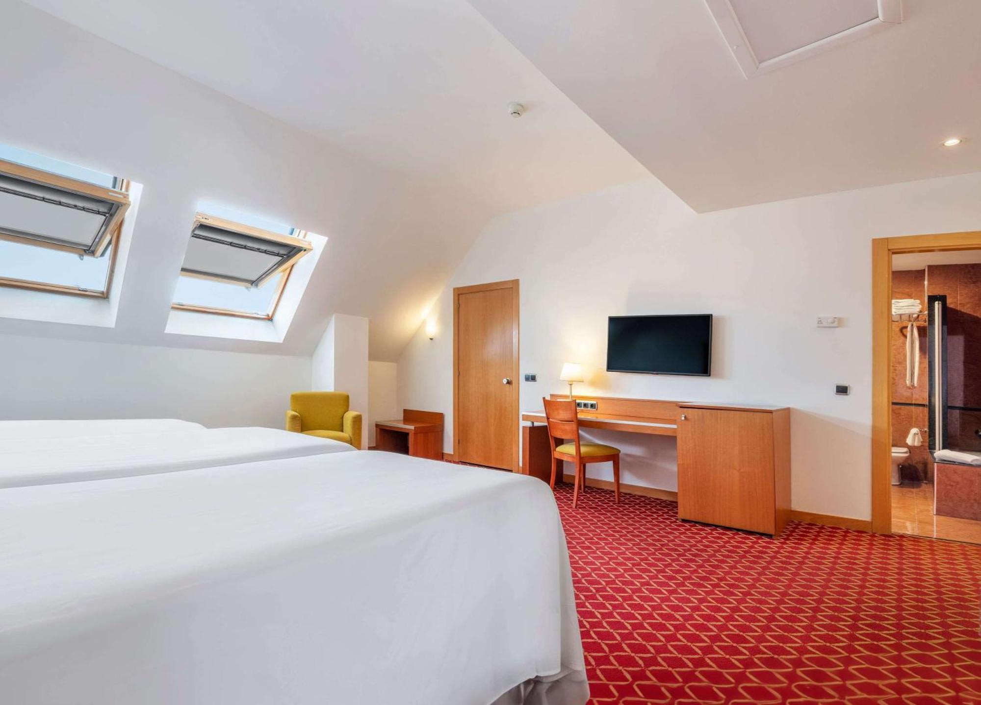 Hotel Zentral León Exteriör bild